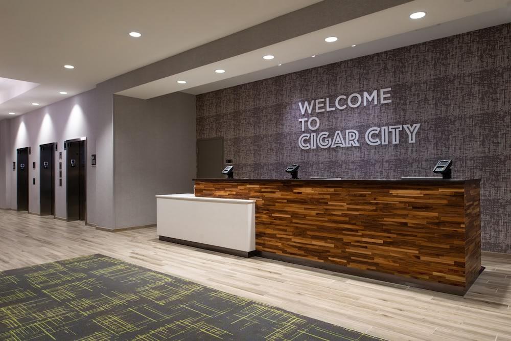 Home2 Suites By Hilton Tampa Downtown Channel District Exterior foto